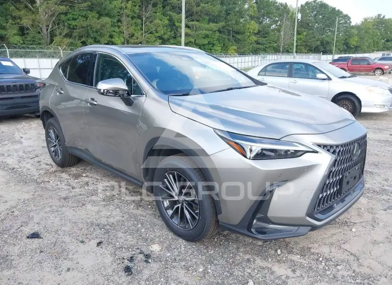 2023 Lexus NX250 photo