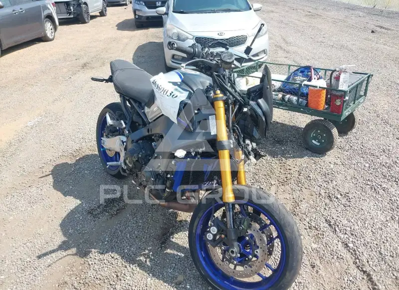 2023 Yamaha MT09 photo