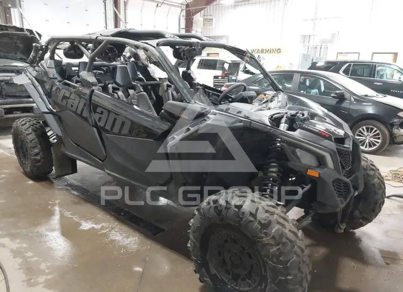 2023 Can-AM MAVERICK фото