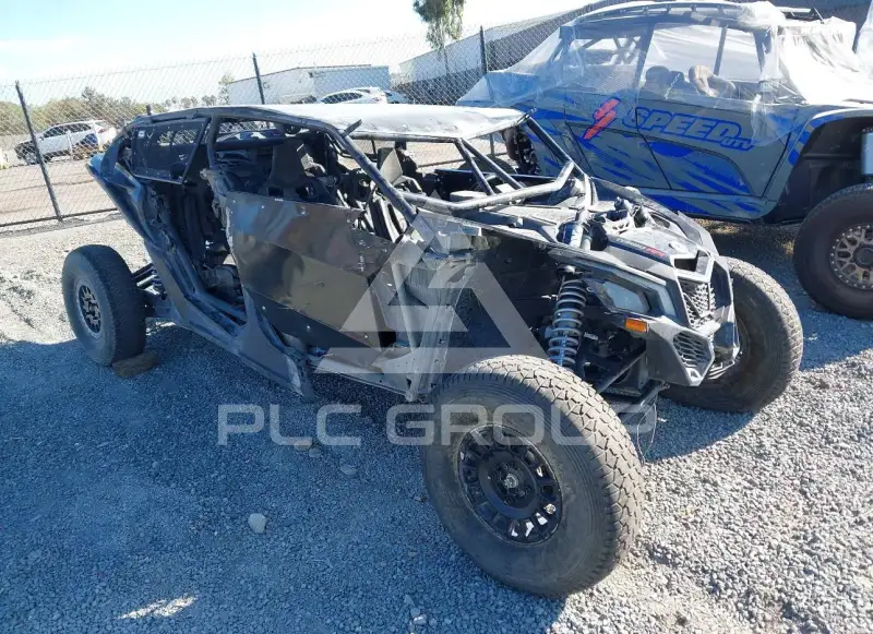 2023 Can-AM MAVERICK photo