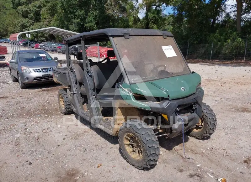 2023 Can-AM DEFENDER фото