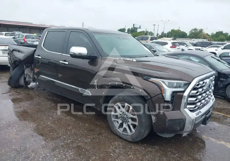 2023 Toyota TUNDRA фото