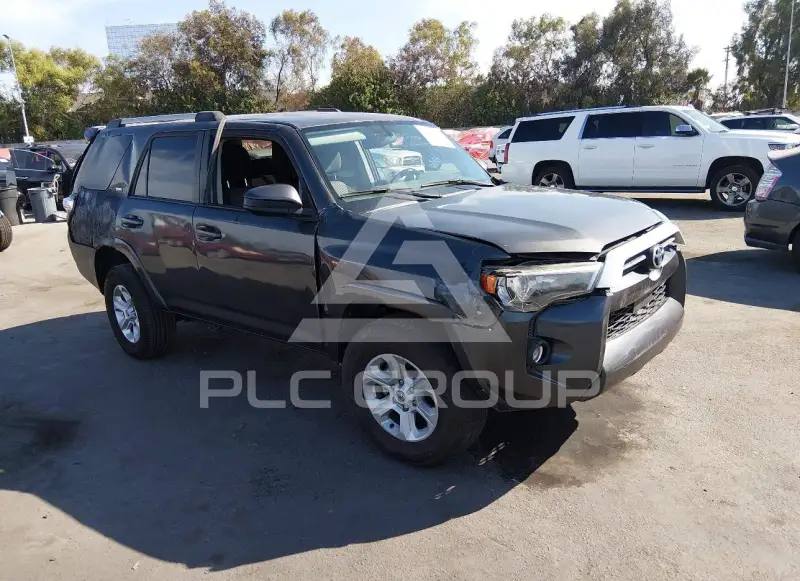 2023 Toyota 4 RUNNER photo