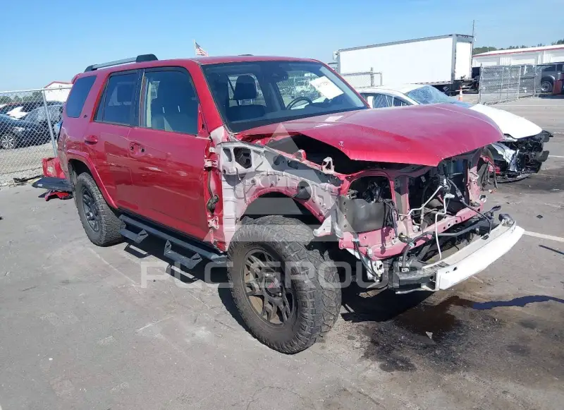 2023 Toyota 4 RUNNER photo