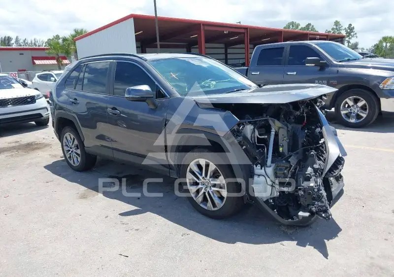 2023 Toyota RAV4 фото