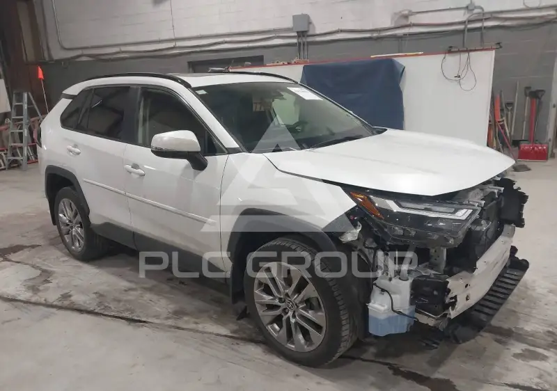 2023 Toyota RAV4 фото