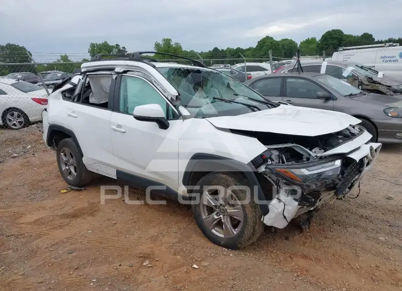 2023 Toyota RAV4 фото