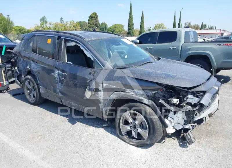 2023 Toyota RAV4 фото