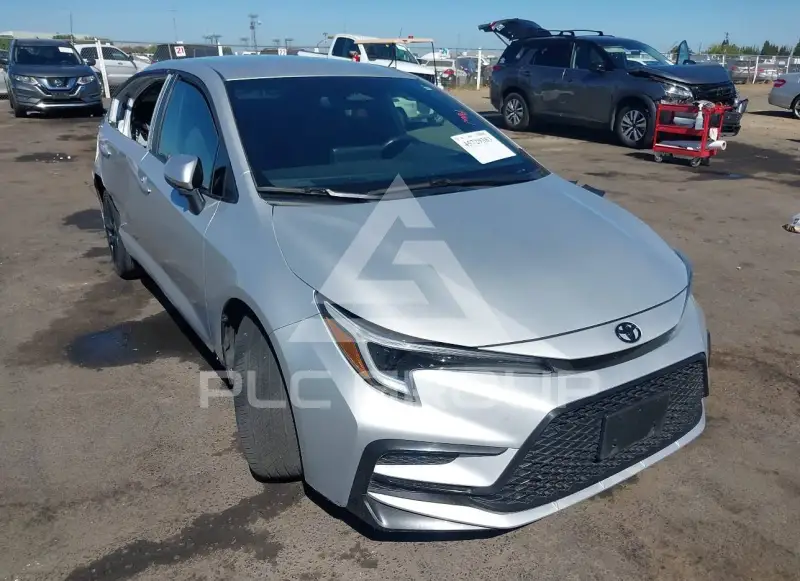 2023 Toyota COROLLA фото