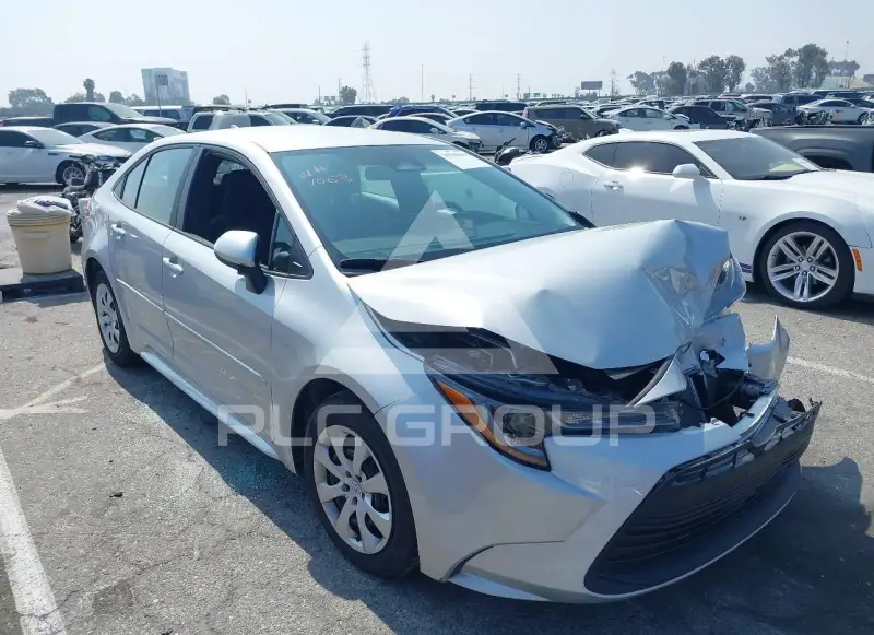 2023 Toyota COROLLA фото