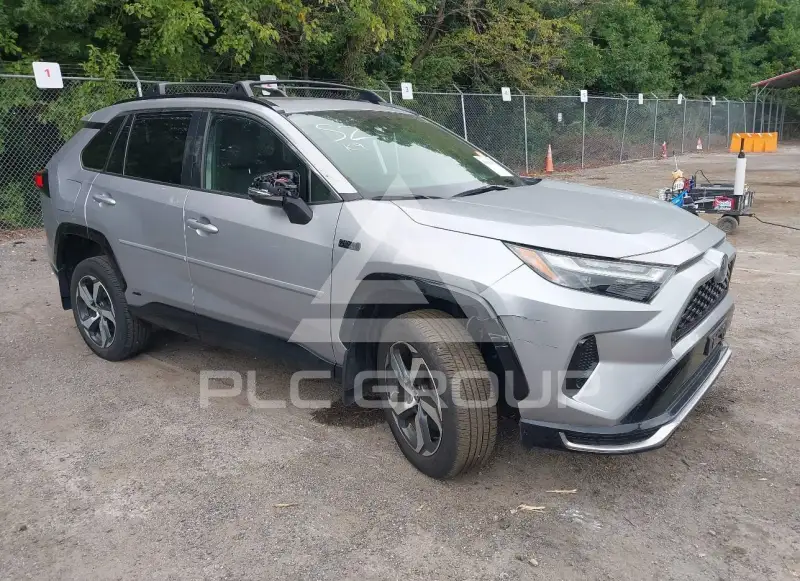 2023 Toyota RAV4 фото