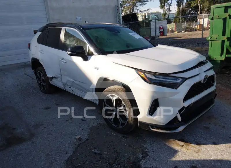 2023 Toyota RAV4 фото