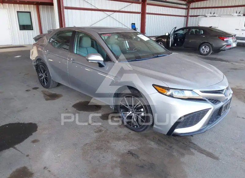 2023 Toyota CAMRY photo