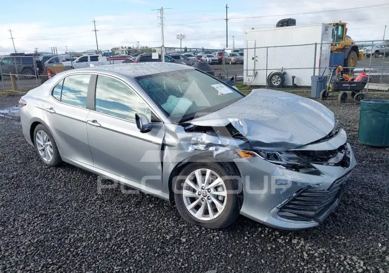 2023 Toyota CAMRY фото