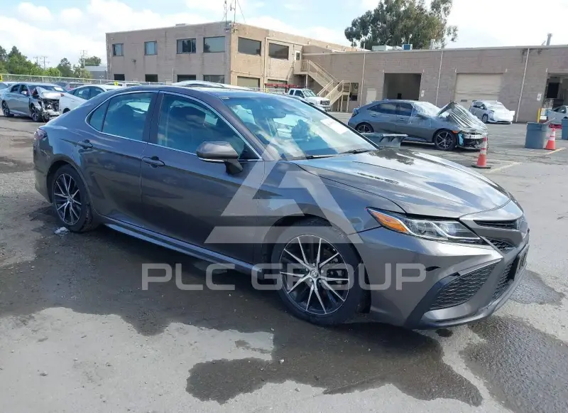 2023 Toyota CAMRY фото