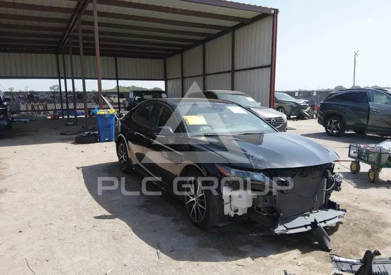 2023 Toyota CAMRY фото
