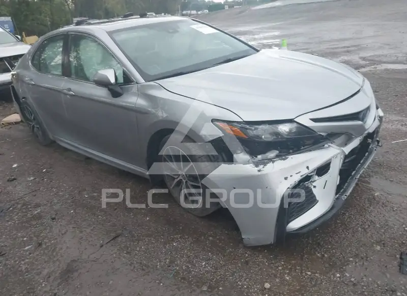 2023 Toyota CAMRY фото