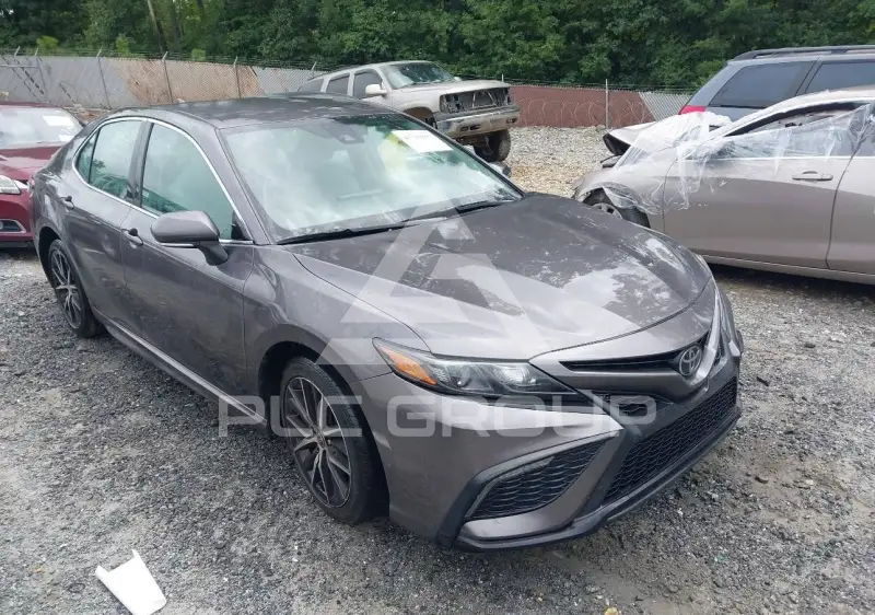 2023 Toyota CAMRY фото