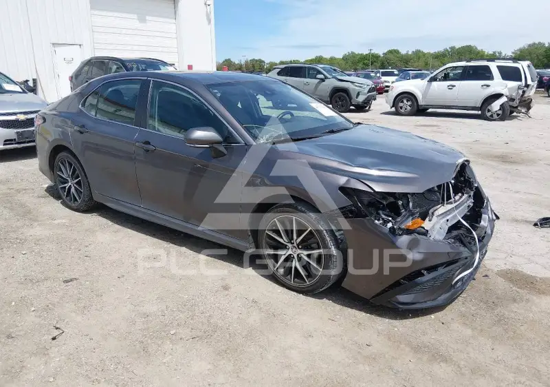 2023 Toyota CAMRY фото