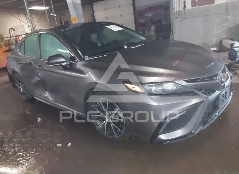 2023 Toyota CAMRY фото