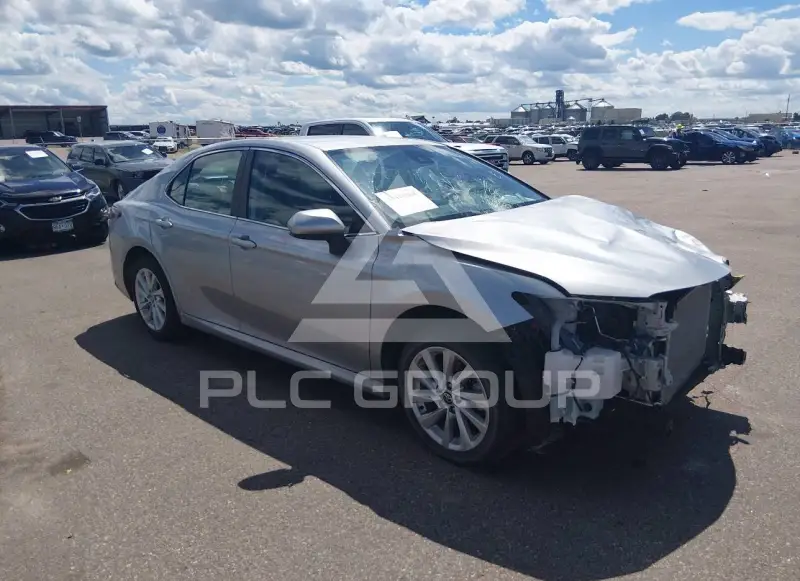 2023 Toyota CAMRY фото