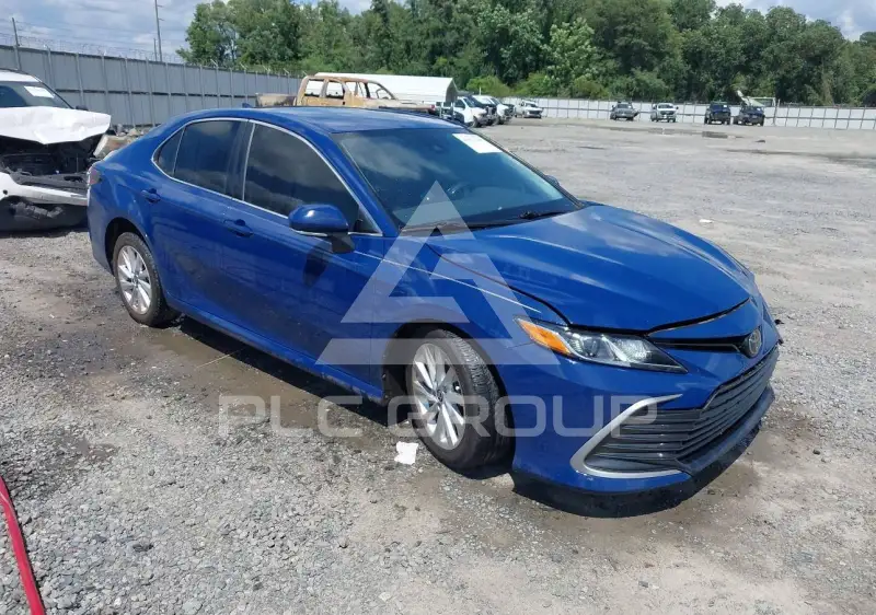 2023 Toyota CAMRY фото
