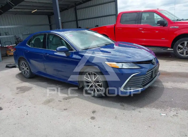 2023 Toyota CAMRY фото