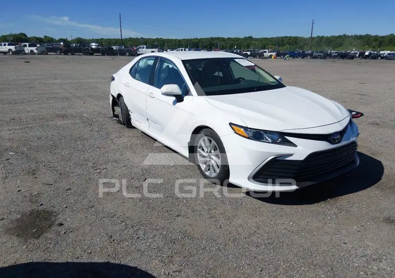 2023 Toyota CAMRY фото