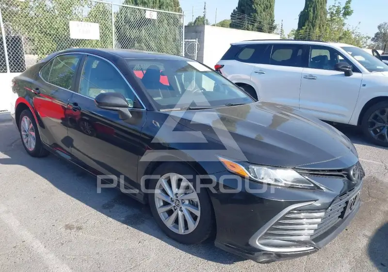 2023 Toyota CAMRY фото