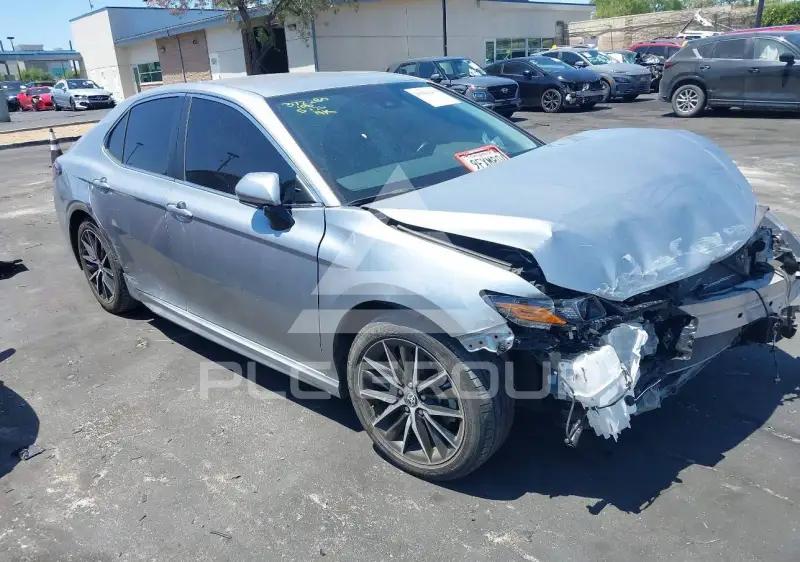 2023 Toyota CAMRY фото