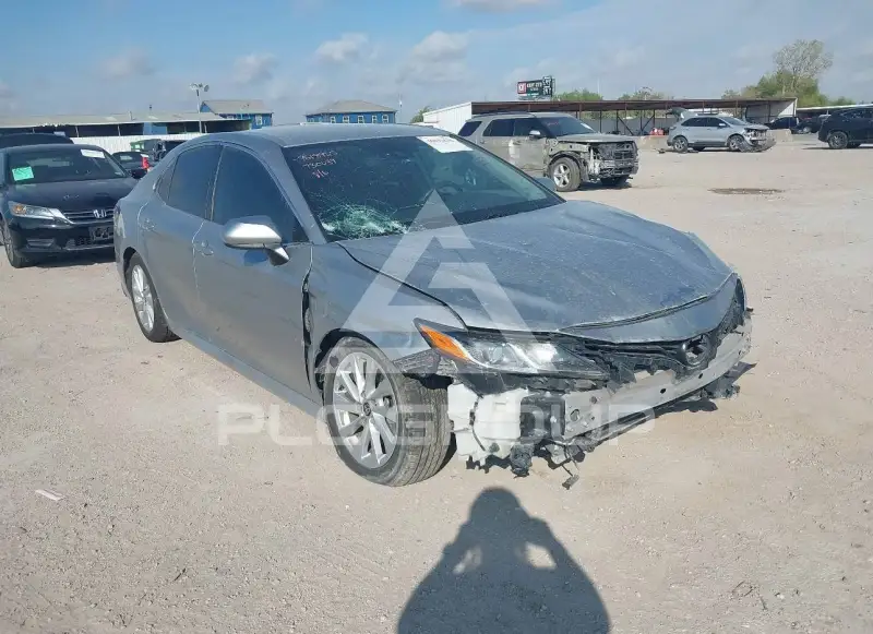 2023 Toyota CAMRY фото