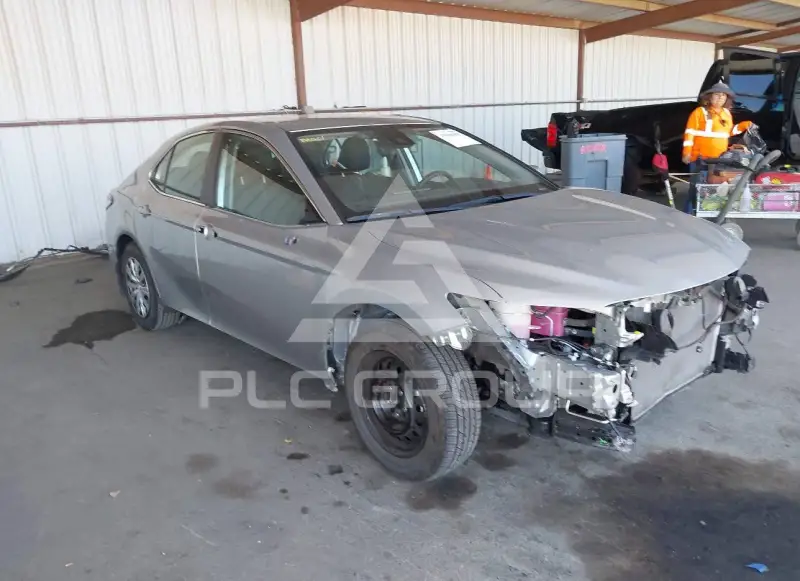2023 Toyota CAMRY фото
