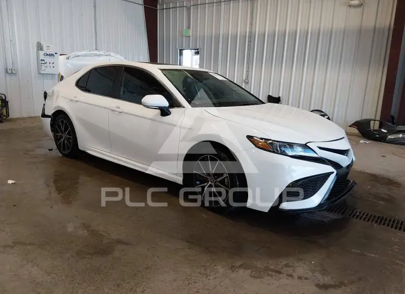 2023 Toyota CAMRY photo