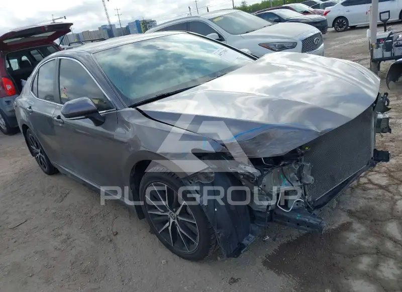 2023 Toyota CAMRY фото