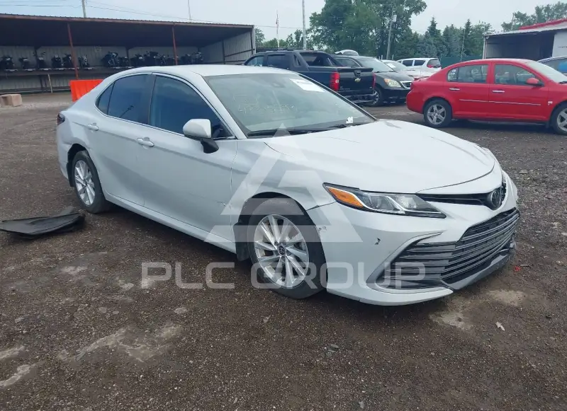 2023 Toyota CAMRY фото