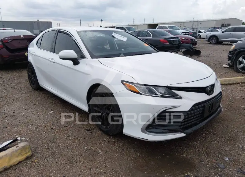 2023 Toyota CAMRY фото