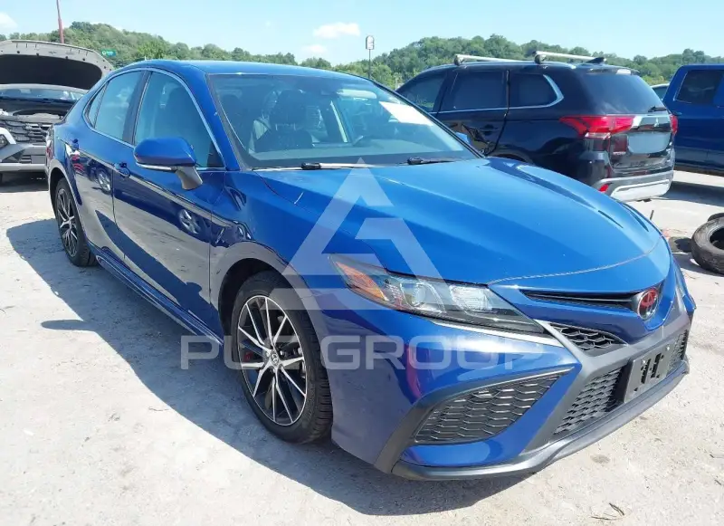 2023 Toyota CAMRY фото