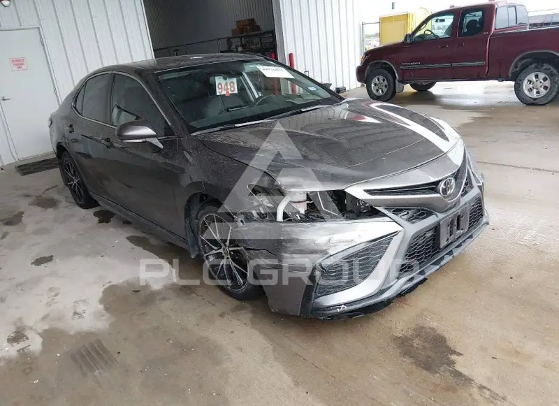 2023 Toyota CAMRY фото