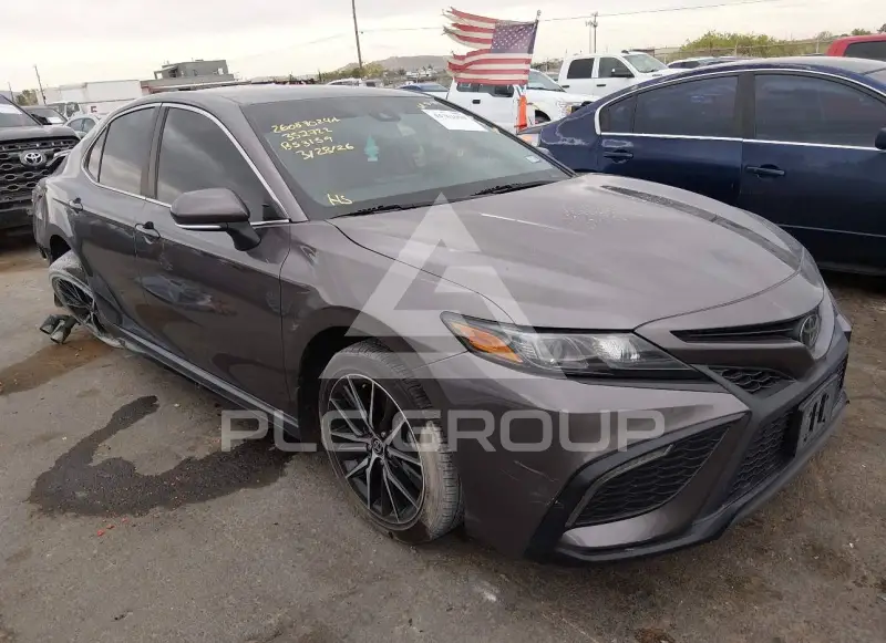 2023 Toyota CAMRY фото