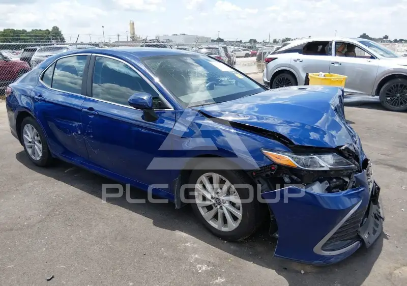 2023 Toyota CAMRY фото