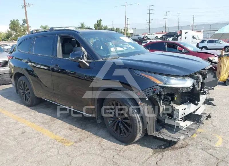 2023 Toyota Highlander фото