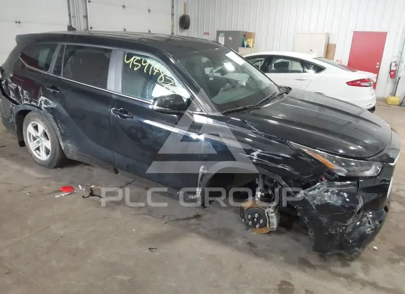 2023 Toyota Highlander фото