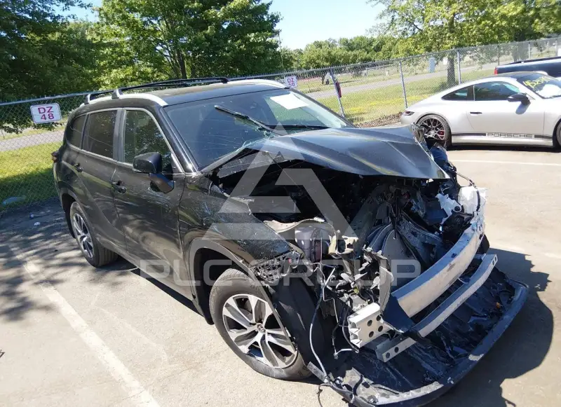 2023 Toyota Highlander фото