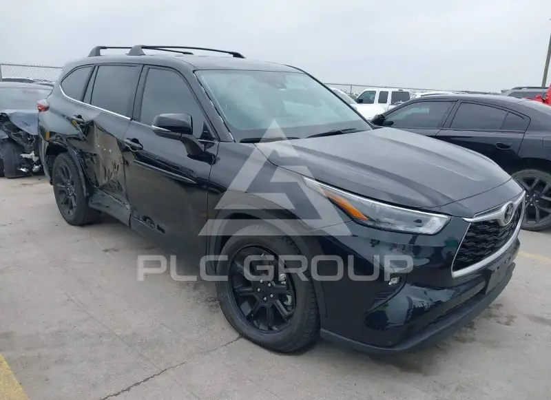2023 Toyota Highlander фото
