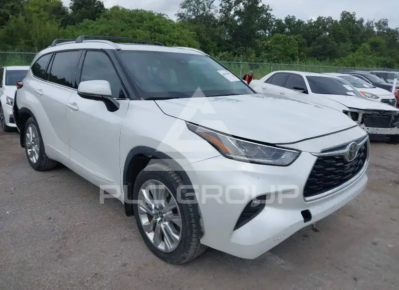 2023 Toyota Highlander фото