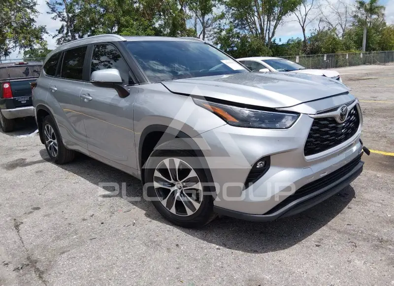 2023 Toyota Highlander фото