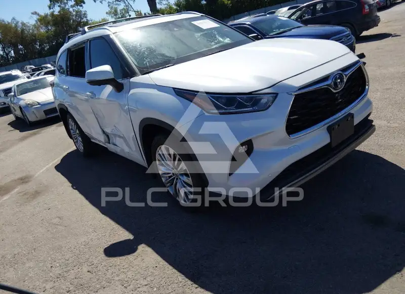 2023 Toyota Highlander фото