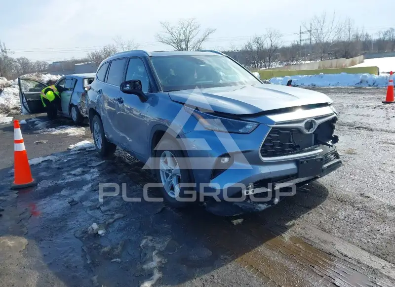 2023 Toyota Highlander photo