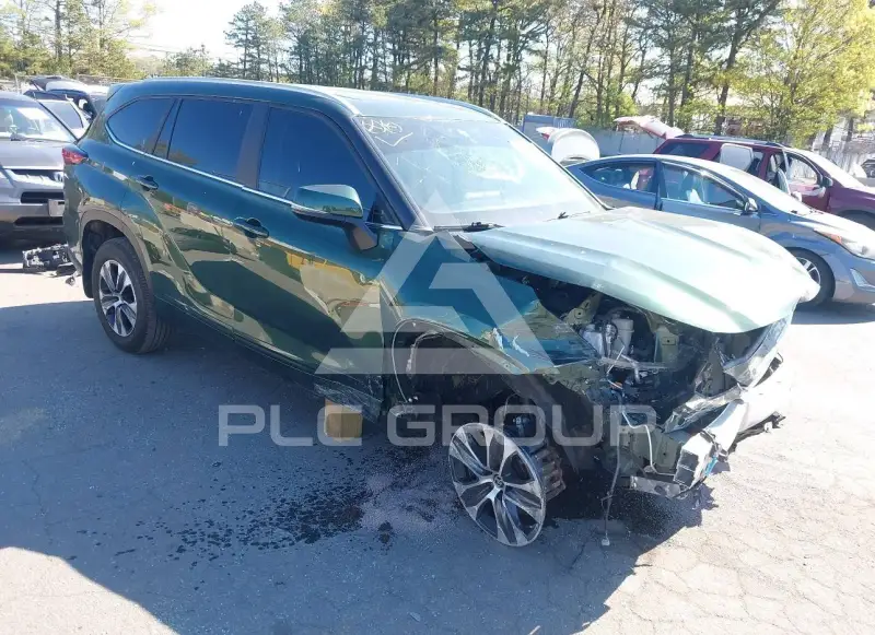 2023 Toyota Highlander фото
