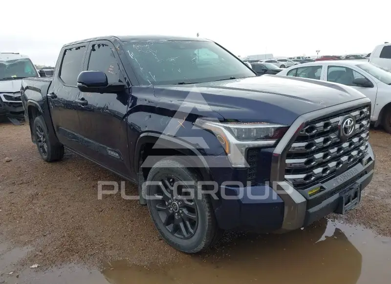 2023 Toyota TUNDRA фото